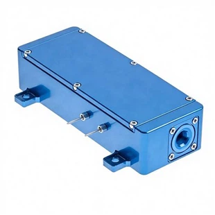 Mata 1535nm-Laser Kaca Erbium Selamat 10mJ 5Hz Untuk Perubatan & Perindustrian